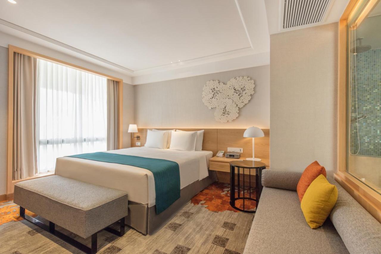 Holiday Inn Bangkok By Ihg Exterior foto