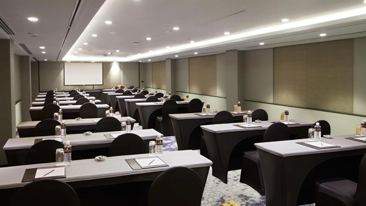 Holiday Inn Bangkok By Ihg Exterior foto