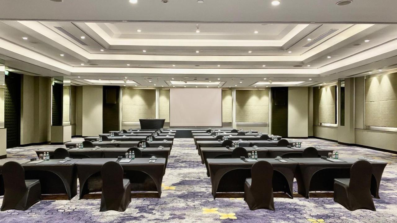 Holiday Inn Bangkok By Ihg Exterior foto