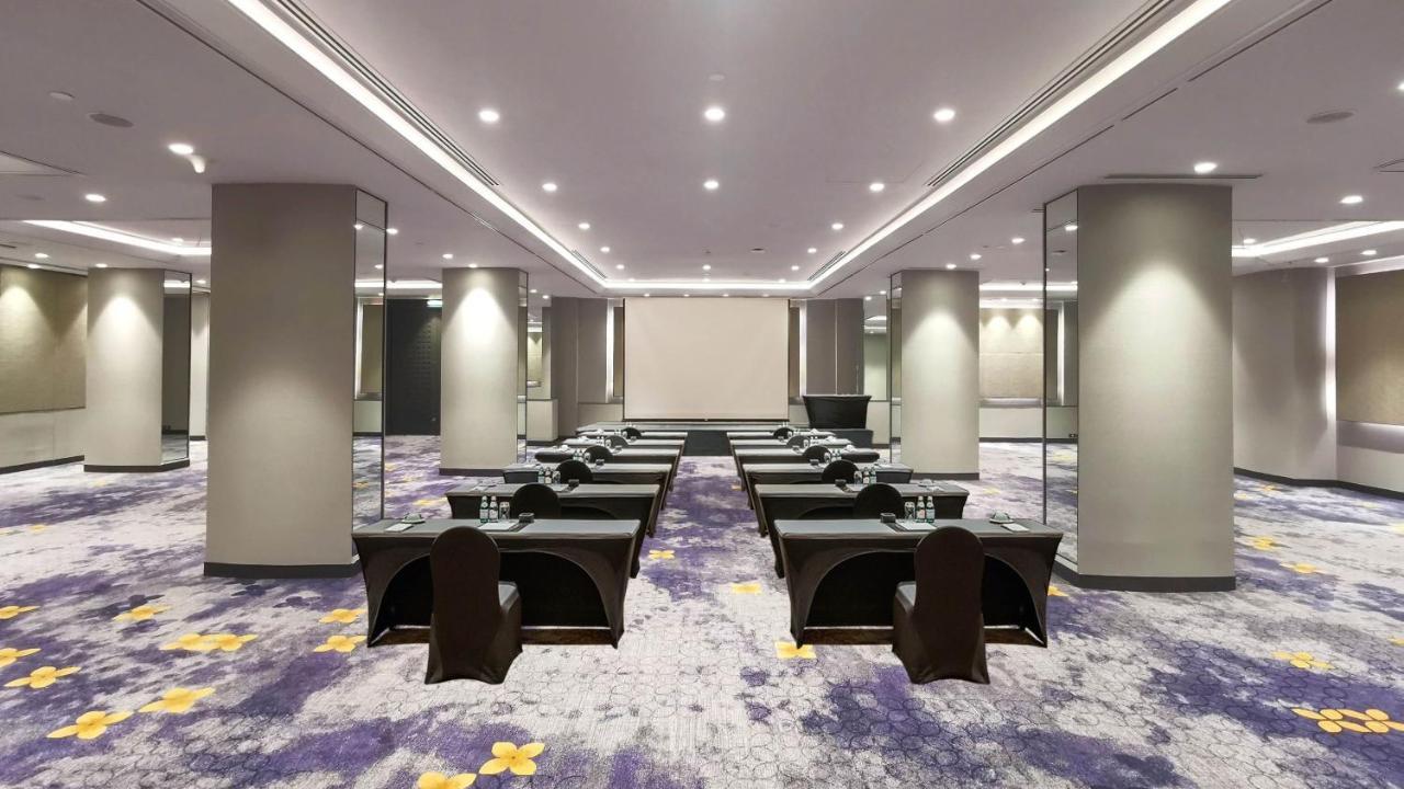 Holiday Inn Bangkok By Ihg Exterior foto
