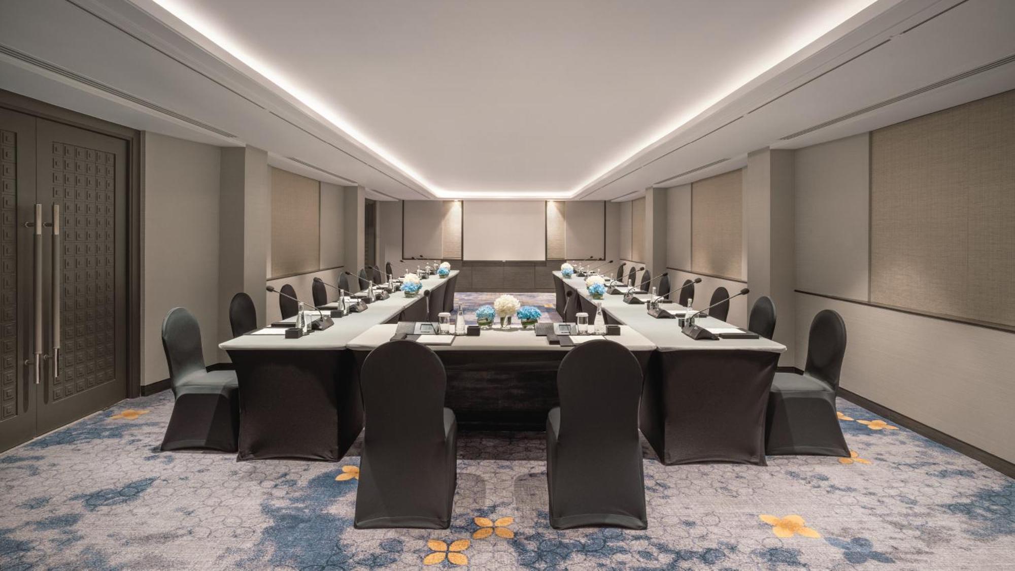 Holiday Inn Bangkok By Ihg Exterior foto